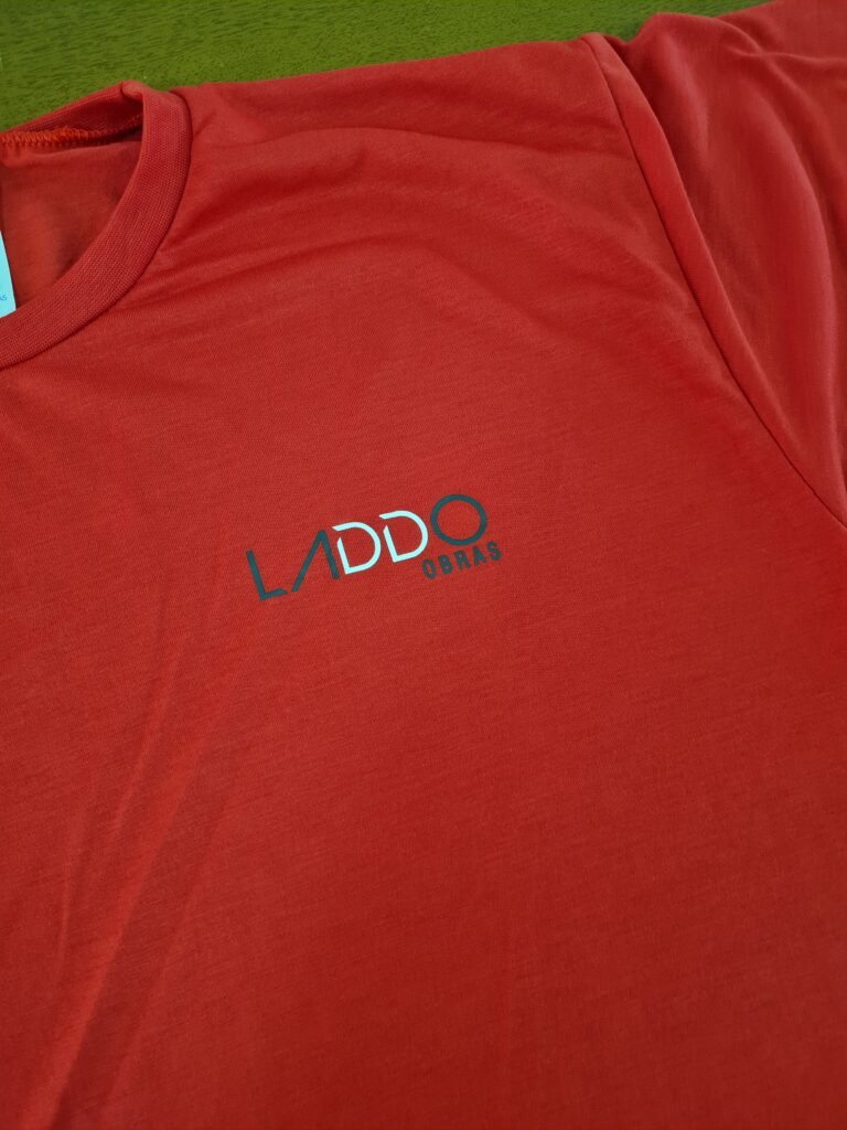 Camiseta Cliente Laddo Obras