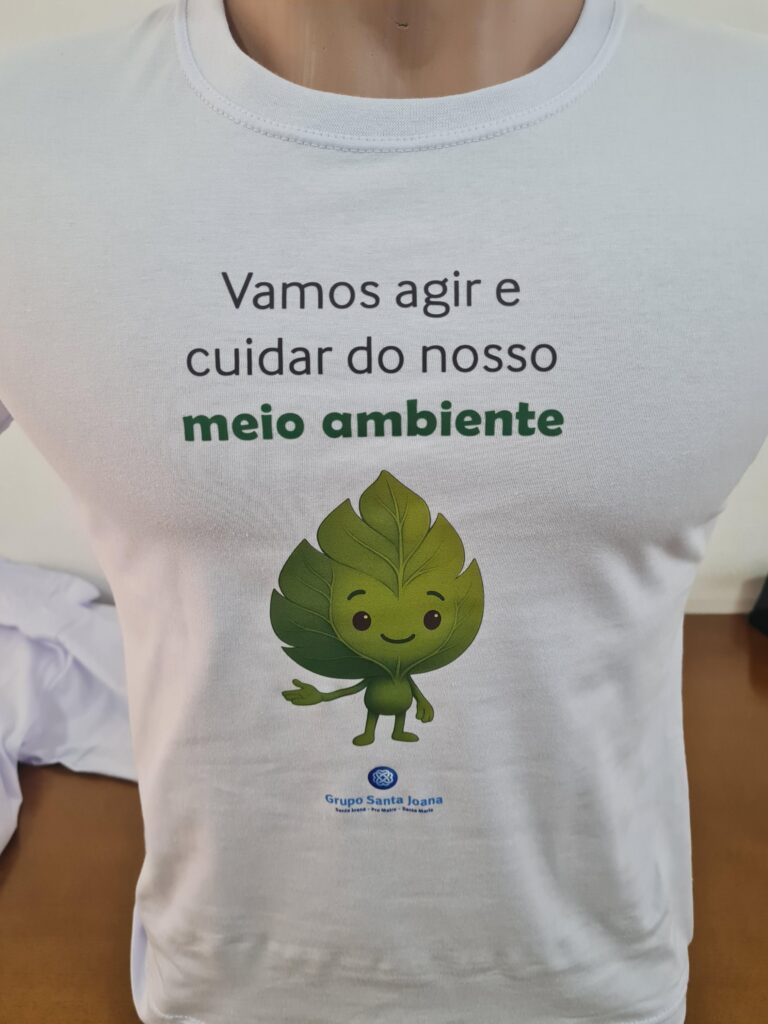 Camiseta Algodão Básica estampada em DTF